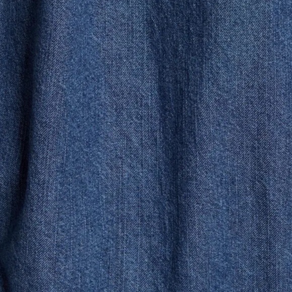 Wild One Sleeveless Denim Minidress
FREE PEOPLE - Picture 7 of 9